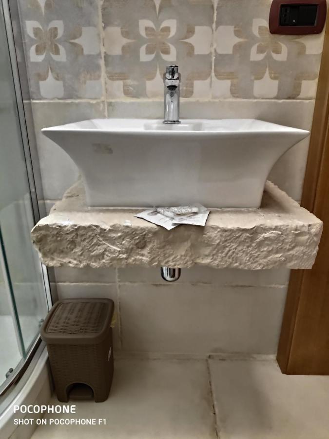 Appartamento Suite Santa Teresa Taranto Luaran gambar