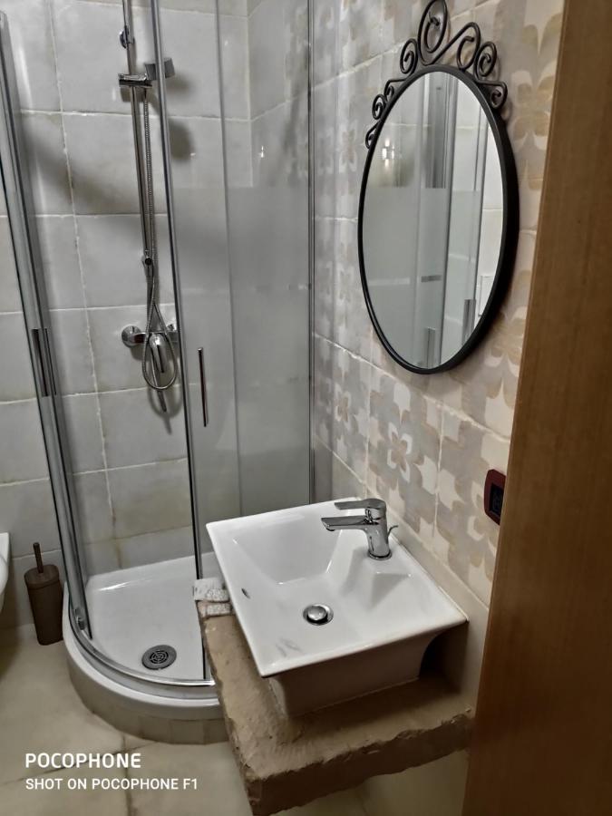 Appartamento Suite Santa Teresa Taranto Luaran gambar
